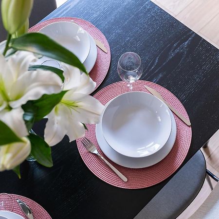 Yoursecondflat Grzybowska Metropoint Варшава Экстерьер фото