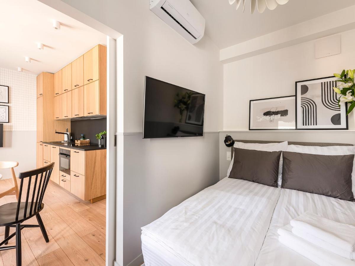 Yoursecondflat Grzybowska Metropoint Варшава Экстерьер фото